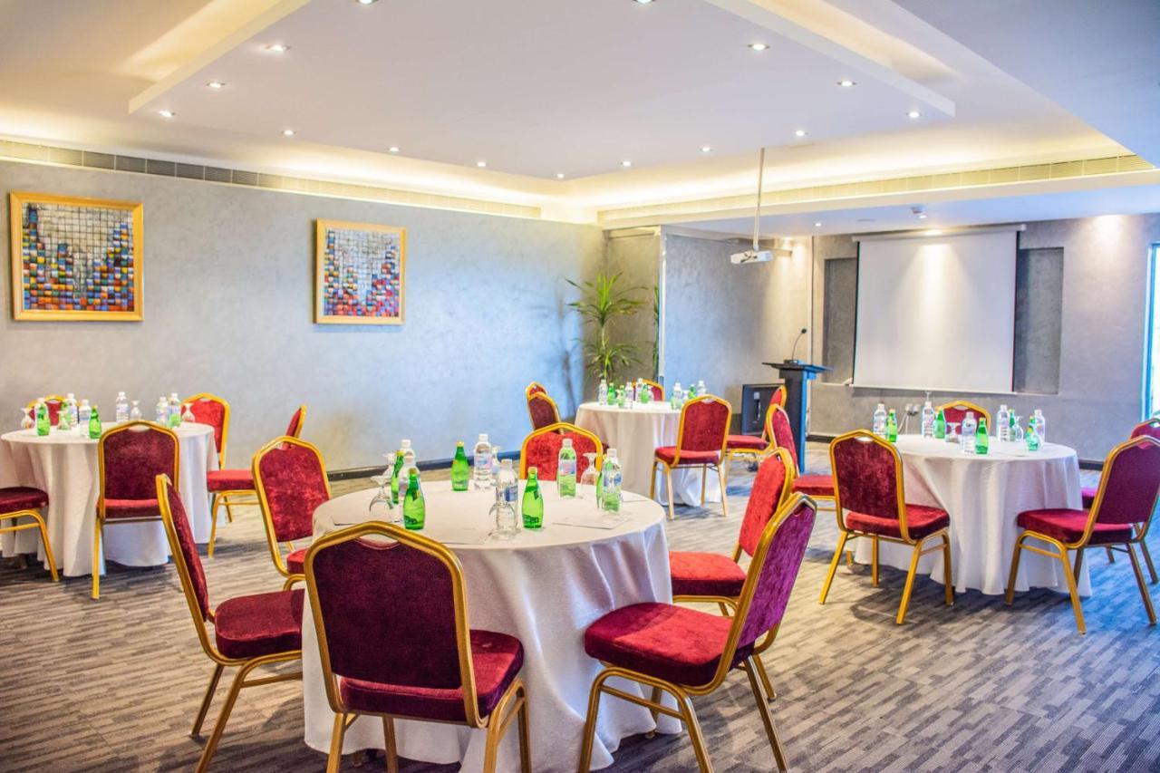 Radisson Blu Resort, Al Khobar Félhold-öböl Kültér fotó Meeting room