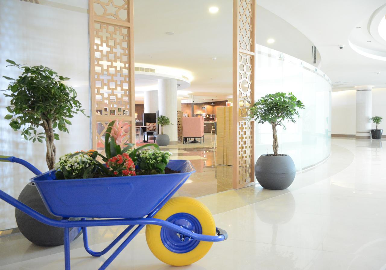 Radisson Blu Resort, Al Khobar Félhold-öböl Kültér fotó Interior of the hotel