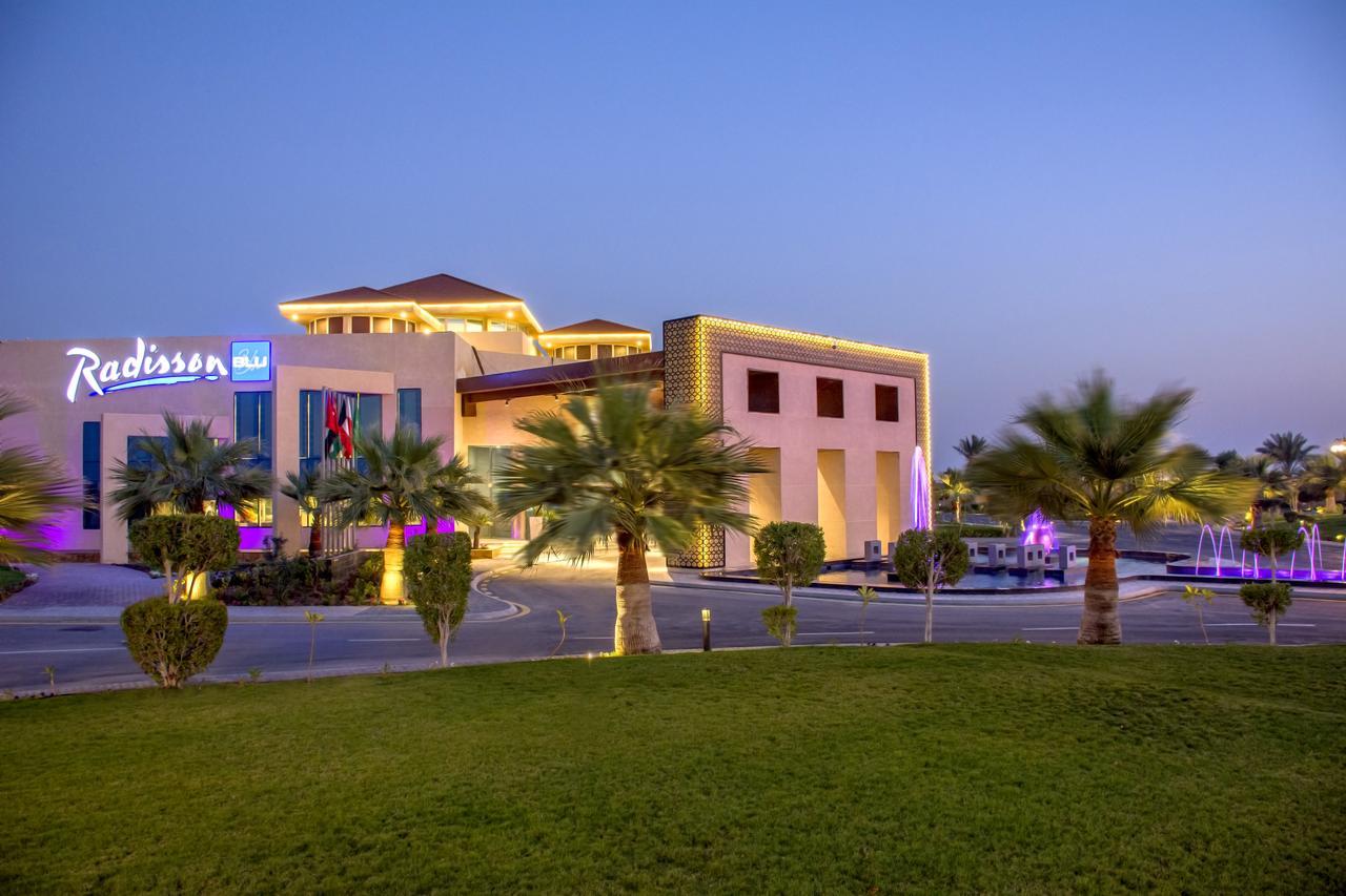 Radisson Blu Resort, Al Khobar Félhold-öböl Kültér fotó Radisson Hotel, Al Qusais, Dubai