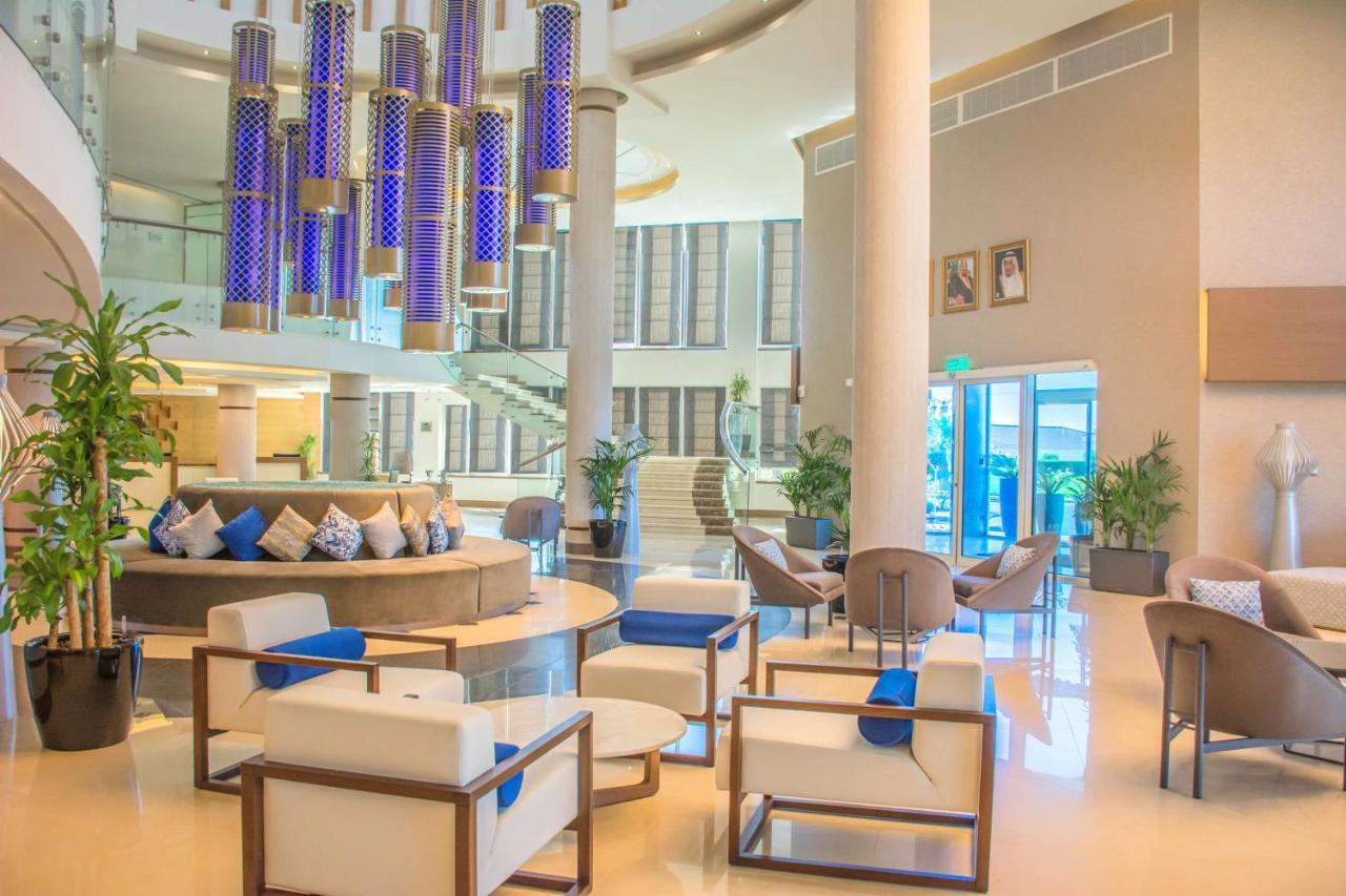 Radisson Blu Resort, Al Khobar Félhold-öböl Kültér fotó Lobby