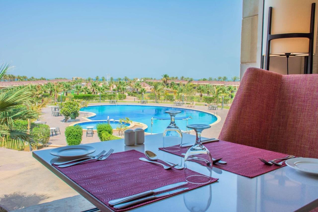 Radisson Blu Resort, Al Khobar Félhold-öböl Kültér fotó View from the hotel