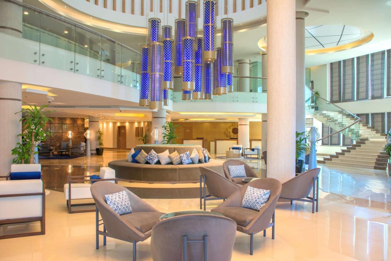 Radisson Blu Resort, Al Khobar Félhold-öböl Kültér fotó Lobby